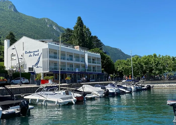Aparthotel Petit Nid Au Bourget Du